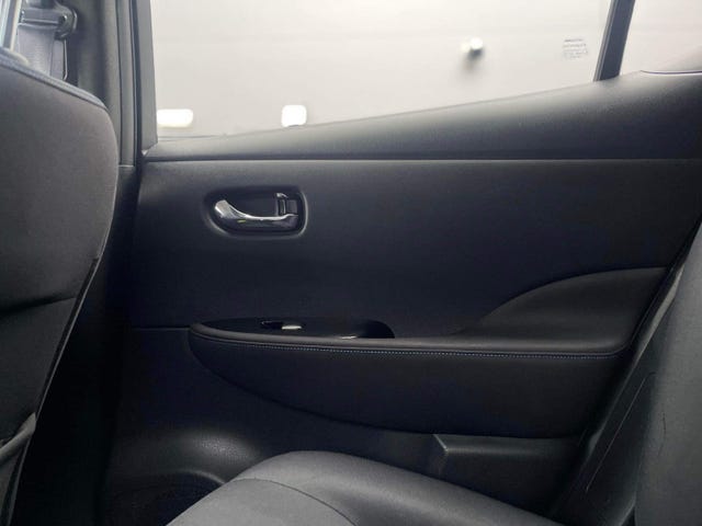 2018 NISSAN LEAF - 21