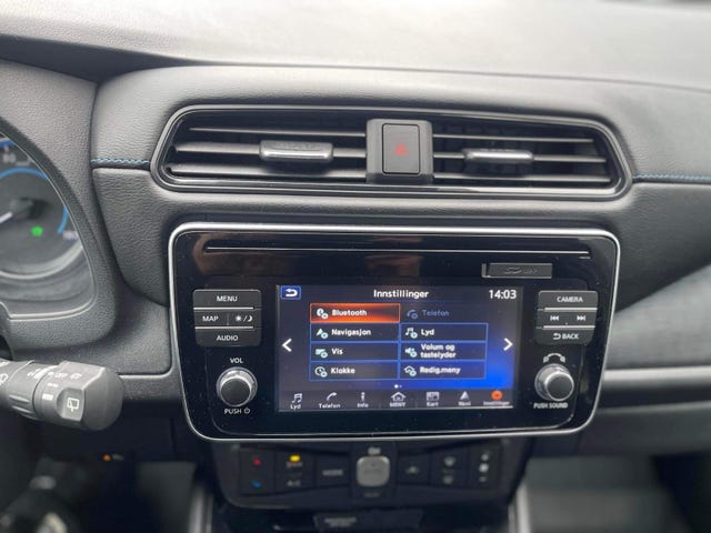 2018 NISSAN LEAF - 31