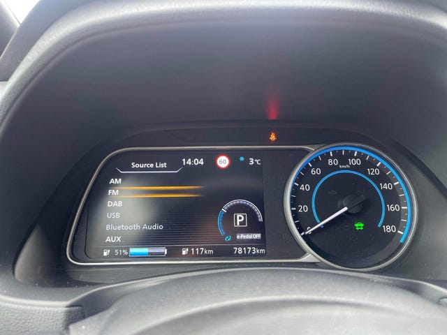 2018 NISSAN LEAF - 27