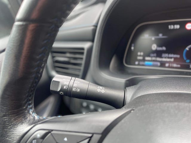 2018 NISSAN LEAF - 18