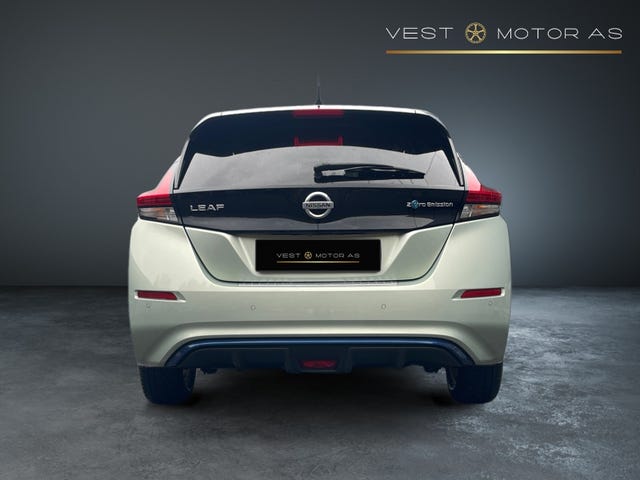 SJNFAAZE1U0010145 2018 NISSAN LEAF-5
