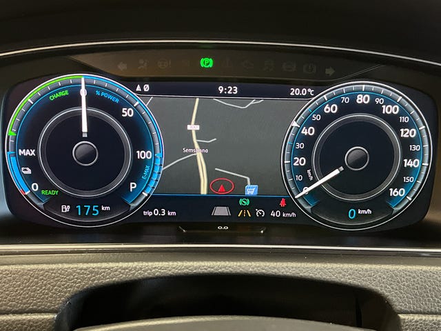 2019 VOLKSWAGEN GOLF - 13