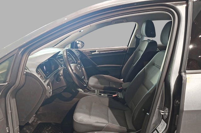 2018 VOLKSWAGEN GOLF - 10