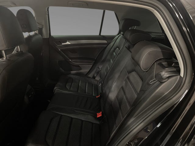 2018 VOLKSWAGEN GOLF - 16