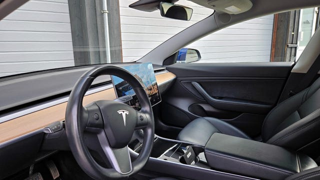 2019 TESLA MODEL 3 - 11