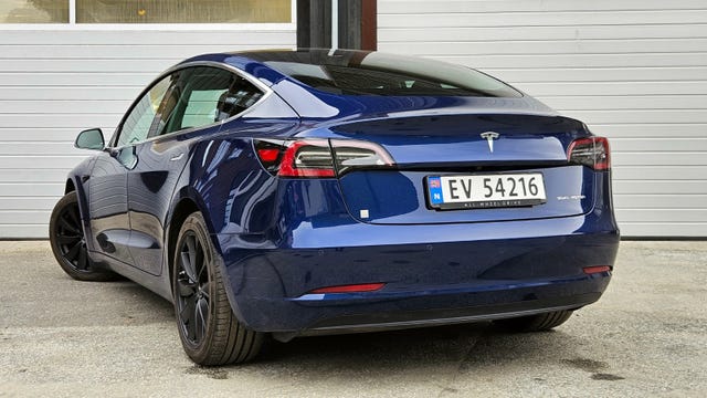 5YJ3E7EB0KF225217 2019 TESLA MODEL 3-4