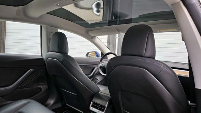 2019 TESLA MODEL 3 - 8