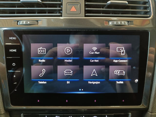2019 VOLKSWAGEN GOLF - 30