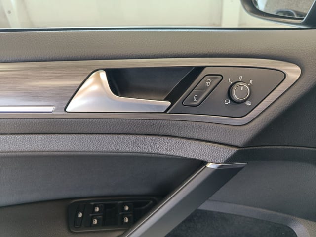 2019 VOLKSWAGEN GOLF - 13