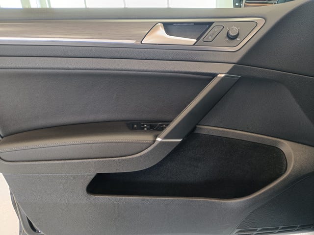 2019 VOLKSWAGEN GOLF - 12