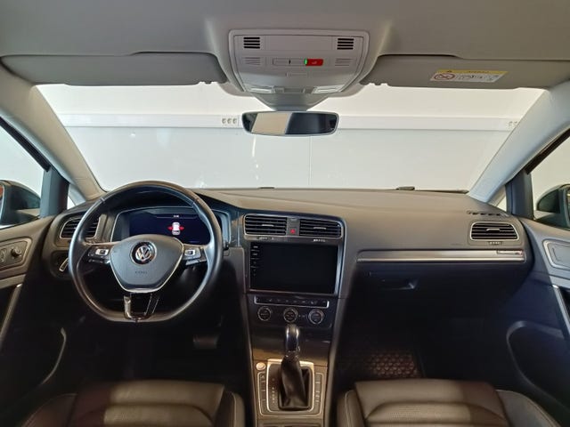 2019 VOLKSWAGEN GOLF - 18