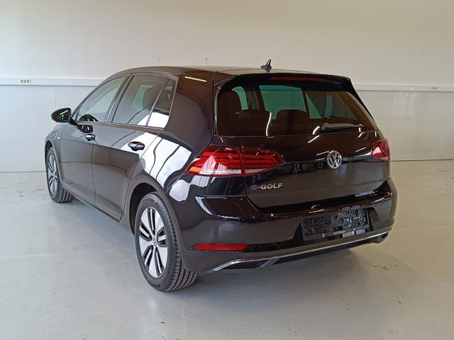 2019 VOLKSWAGEN GOLF - 8