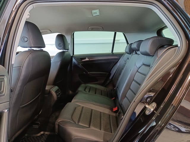 2019 VOLKSWAGEN GOLF - 17