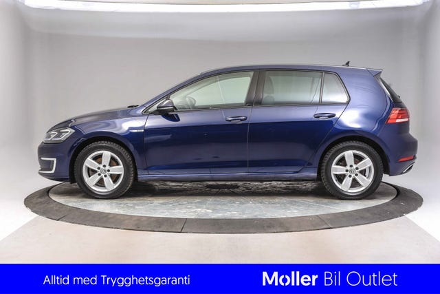 WVWZZZAUZJ8907214 2018 VOLKSWAGEN GOLF-1