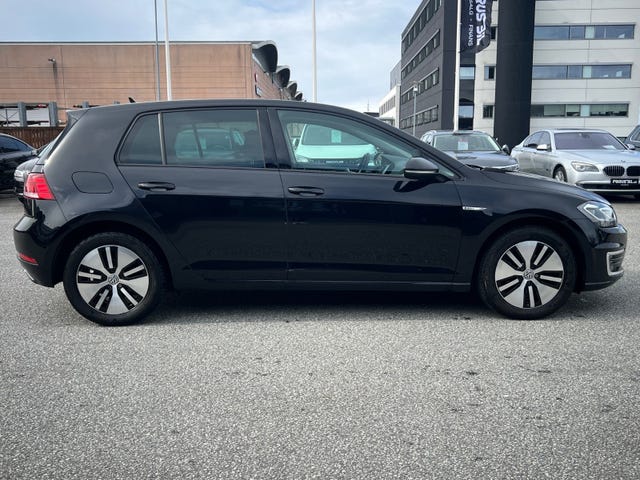 2019 VOLKSWAGEN GOLF - 9