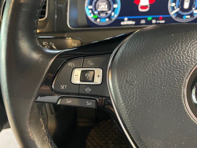 2019 VOLKSWAGEN GOLF - 20