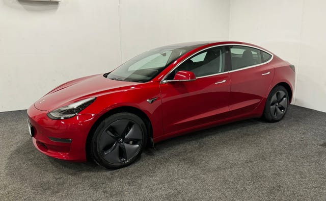 null 2019 TESLA MODEL 3-4