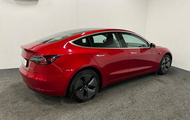 2019 TESLA MODEL 3 - 11