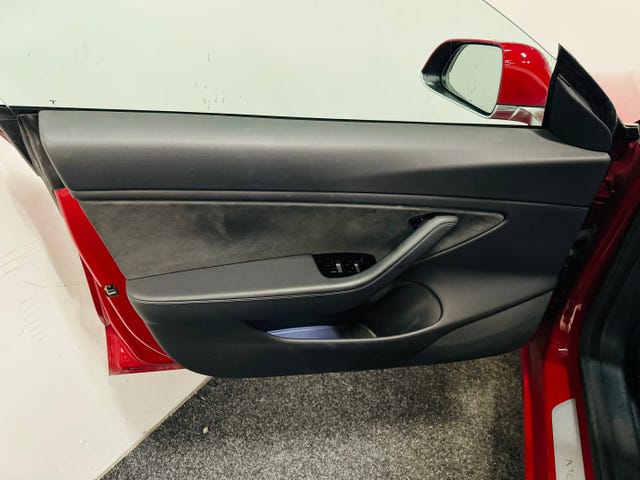 2019 TESLA MODEL 3 - 16