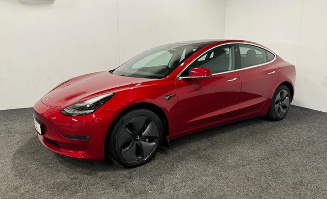 null 2019 TESLA MODEL 3-5