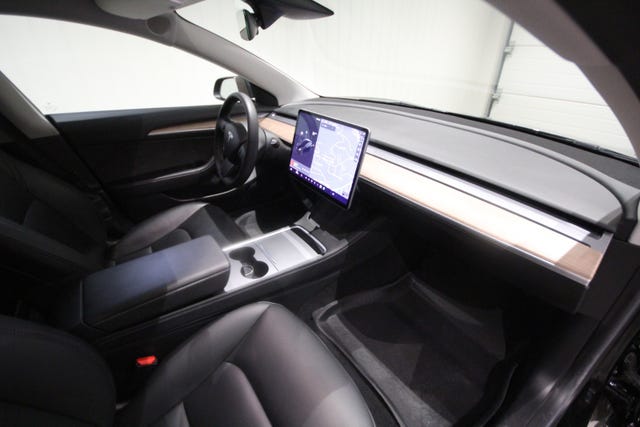 2021 TESLA MODEL 3 - 11