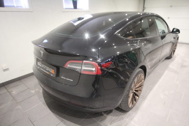 2021 TESLA MODEL 3 - 8