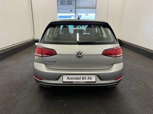 WVWZZZAUZJ8900582 2018 VOLKSWAGEN GOLF-4