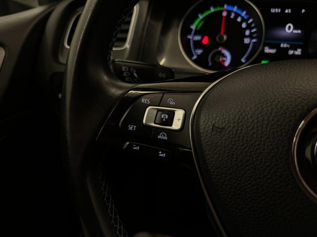 2018 VOLKSWAGEN GOLF - 20