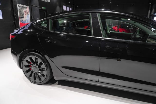 2021 TESLA MODEL 3 - 12