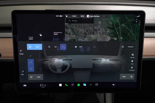 2021 TESLA MODEL 3 - 47