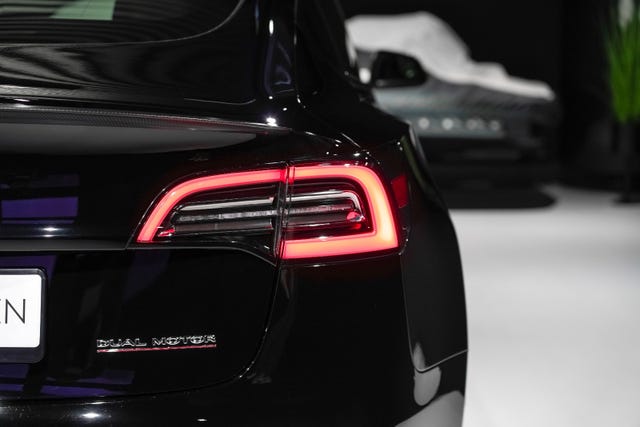 2021 TESLA MODEL 3 - 10