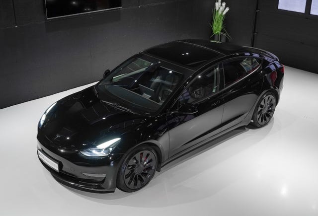 2021 TESLA MODEL 3 - 18