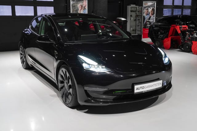2021 TESLA MODEL 3 - 14