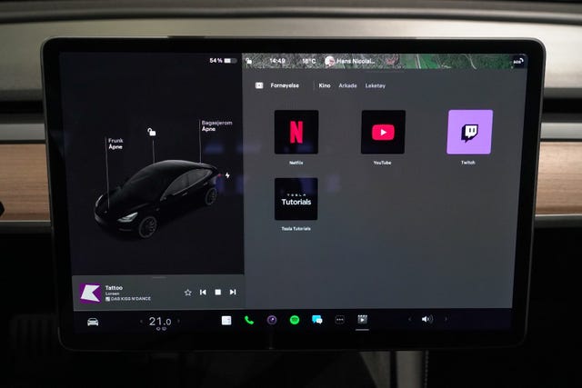 2021 TESLA MODEL 3 - 42