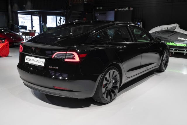 2021 TESLA MODEL 3 - 11