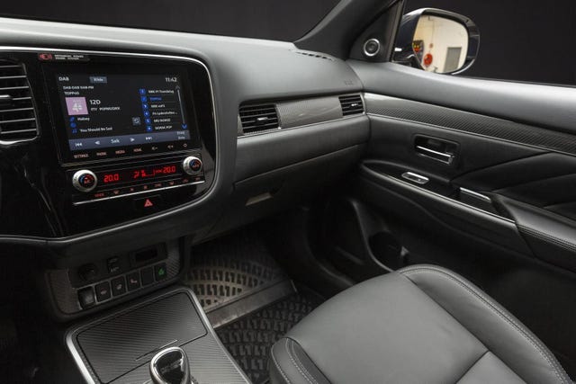 2020 MITSUBISHI OUTLANDER - 20