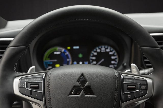 2020 MITSUBISHI OUTLANDER - 29