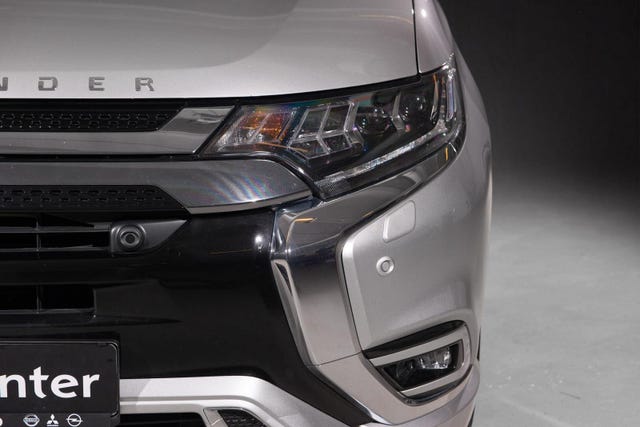 2020 MITSUBISHI OUTLANDER - 9