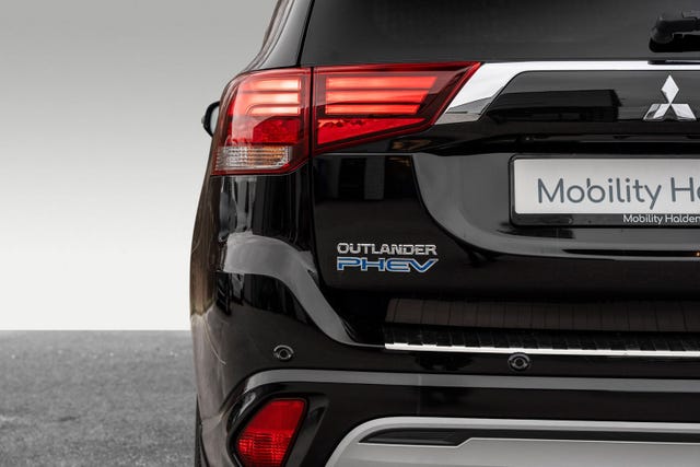 2020 MITSUBISHI OUTLANDER - 8
