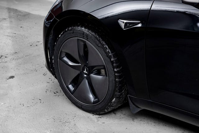 2019 TESLA MODEL 3 - 10