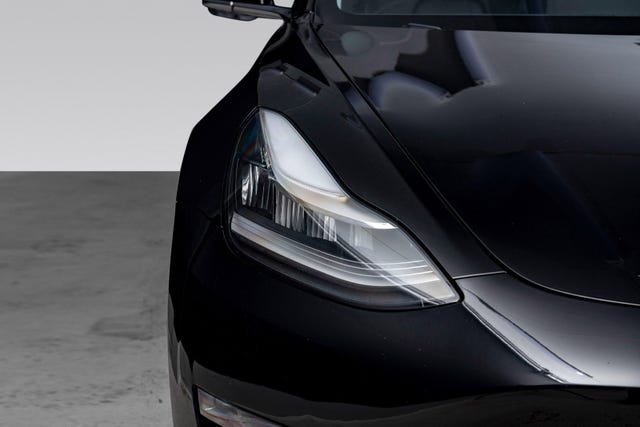 2019 TESLA MODEL 3 - 8