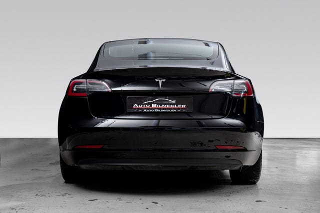 5YJ3E7EB3KF233652 2019 TESLA MODEL 3-5