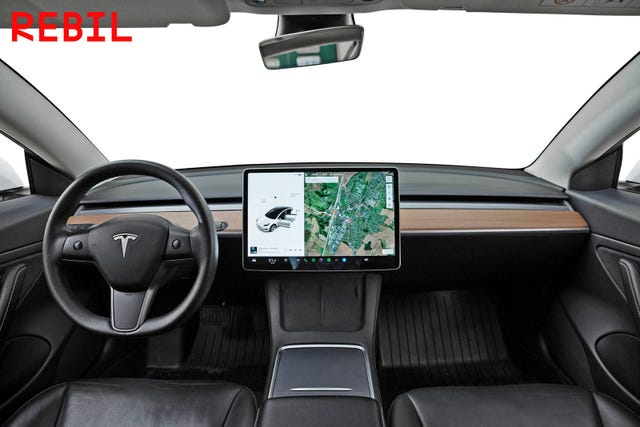 2021 TESLA MODEL 3 - 13