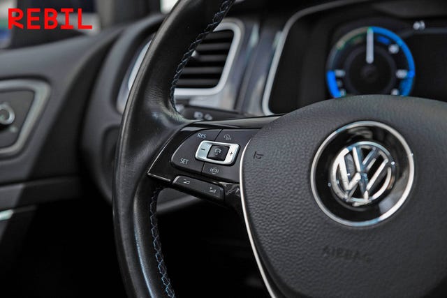 2019 VOLKSWAGEN GOLF - 14