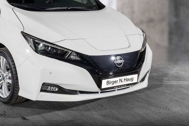 SJNFAAZE1U0176454 2022 NISSAN LEAF-2