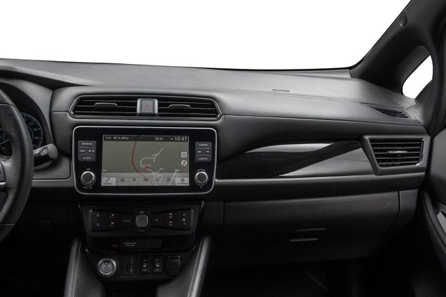 2022 NISSAN LEAF - 20