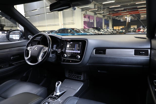 2020 MITSUBISHI OUTLANDER - 12