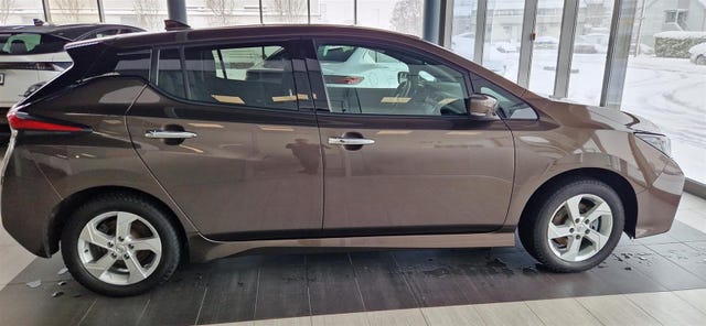SJNFAAZE1U0123181 2021 NISSAN LEAF-5