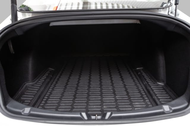 2021 TESLA MODEL 3 - 28