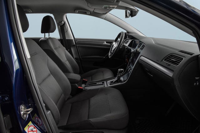 2018 VOLKSWAGEN GOLF - 24